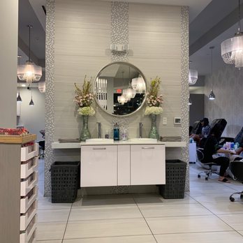 RITZ NAIL & SPA - The hand washing area - Nail Salons Near Me - Davie, Florida RITZ NAIL & SPA - The hand washing area - Nail Salons Near Me - Davie, Florida
