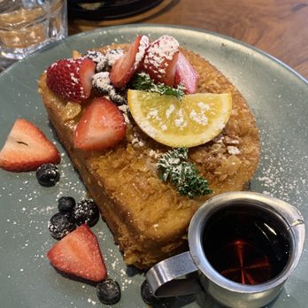 Berkeley Social Club - Mascarpone Blueberry Stuffed Crunch French Toast - Breakfast & Brunch Near Me - Berkeley, California