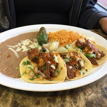 El Rinconsito - Everett - Authentic corn tortillas with beef, fresh cilantros, chopped onions and tomatoes, roasted jalapeños, Mexican rice... - Mexican Near Me - Everett, Washington El Rinconsito - Everett - Authentic corn tortillas with beef, fresh cilantros, chopped onions and tomatoes, roasted jalapeños, Mexican rice... - Mexican Near Me - Everett, Washington