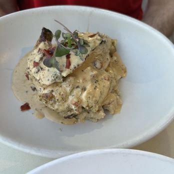 Volanti - Mediterranean stuffed chicken - Cocktail Bars Near Me - Scottsdale, Arizona Volanti - Mediterranean stuffed chicken - Cocktail Bars Near Me - Scottsdale, Arizona