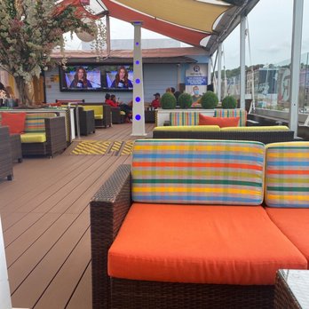 Republica - Super cute rooftop - Lounges Near Me - New York, New York