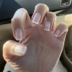 Ombré Nails - Great french with pretty snowflake