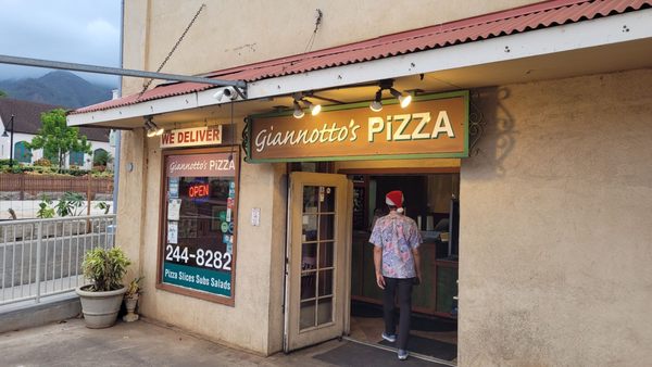 Giannotto’s Pizza by null