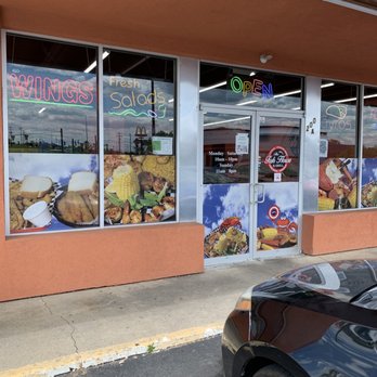 The Fish House & Grill - Outside - Seafood Near Me - Radcliff, Kentucky