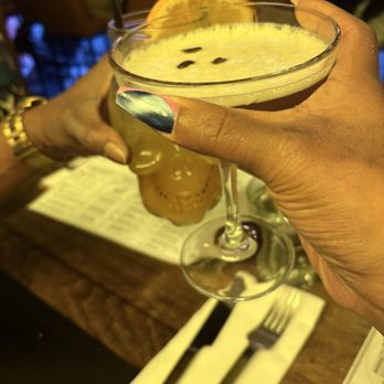 Steak Cleveland - Drinks and food - Steakhouses Near Me - Cleveland, Ohio