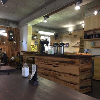 Oslo Kaffebar - Interior - Coffee & Tea Near Me - Berlin, BE Oslo Kaffebar - Interior - Coffee & Tea Near Me - Berlin, BE