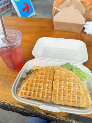 Smaaken Waffle Sandwiches by null