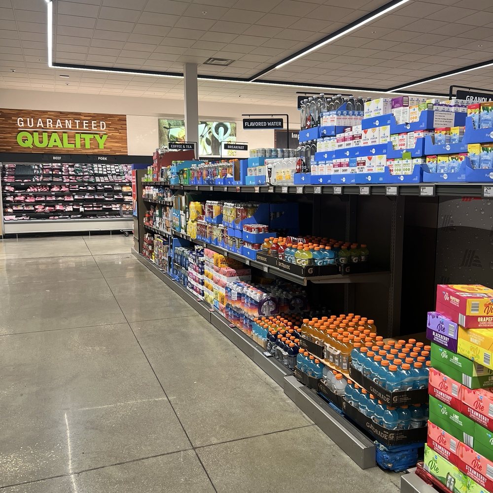 ALDI - Inside - Grocery Near Me - Tamarac, Florida