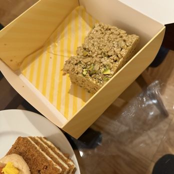 Hani's Bakery - Bakeries Near Me - New York, New York