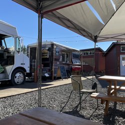 Suzys Taqueria - Lorene Burger & more next door food cart