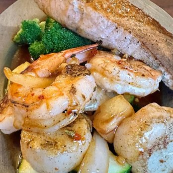 Sala Thai - HAPPY BOAT - Grilled 6 oz. Salmon filet, grilled scallop and prawn. Served with steamed broccoli, zucchini on a sizzling platter. - Thai Near Me - Airway Heights, Washington Sala Thai - HAPPY BOAT - Grilled 6 oz. Salmon filet, grilled scallop and prawn. Served with steamed broccoli, zucchini on a sizzling platter. - Thai Near Me - Airway Heights, Washington