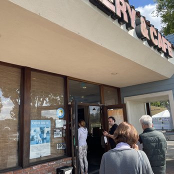 Cream Pan - Bakeries Near Me - Tustin, California