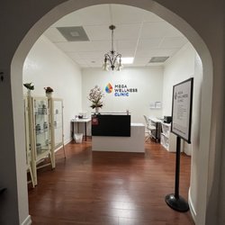 This is the receptionist area to help patients ~~
