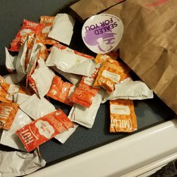 Nothing like catching the cashier lying about putting sauce in the bag, just to watch her grab two fists worth and dump them in. 3/22/21 Nothing like catching the cashier lying about putting sauce in the bag, just to watch her grab two fists worth and dump them in. 3/22/21