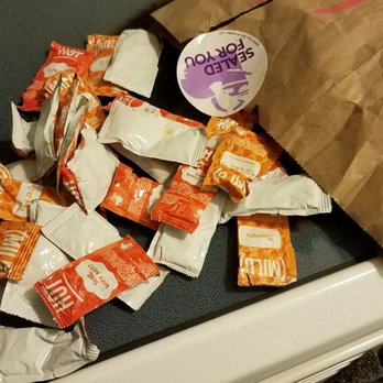 Taco Bell - Nothing like catching the cashier lying about putting sauce in the bag, just to watch her grab two fists worth and dump them in. 3/22/21 - Fast Food Near Me - Kissimmee, Florida Taco Bell - Nothing like catching the cashier lying about putting sauce in the bag, just to watch her grab two fists worth and dump them in. 3/22/21 - Fast Food Near Me - Kissimmee, Florida