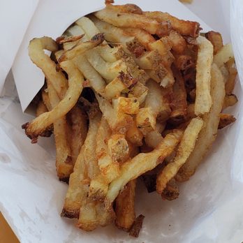 Pat's Drive In - One clump of undercooked potatoes, not quite Fries, but still better than the Chilidog - Hot Dogs Near Me - Tucson, Arizona