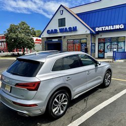 SUV couldn't be cleaner.