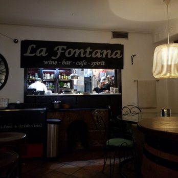 La Fontana - Quaint lovely Tapas place - Andalusian Near Me - Granada, GR