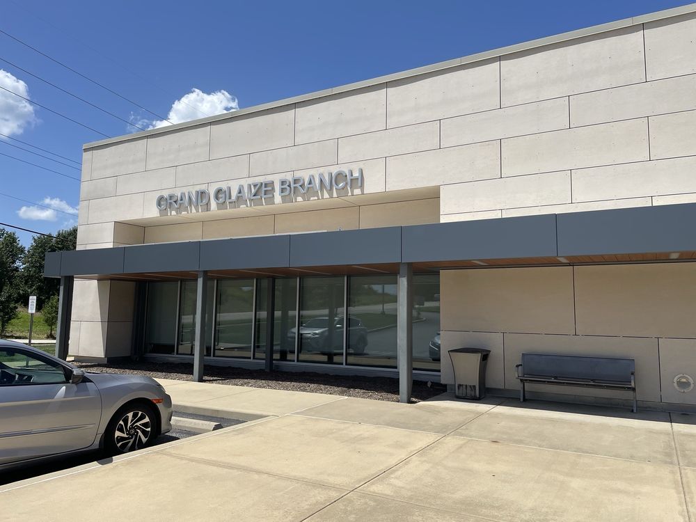 ST LOUIS COUNTY LIBRARY- GRAND GLAIZE BRANCH - Updated February 2026 ...