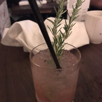 Eureka! - Forget the name but it's grapefruit and gin - American Near Me - Cupertino, California