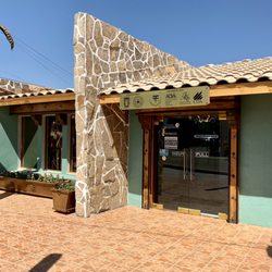 Isaias Iniguez D.D.S - Front Entrance