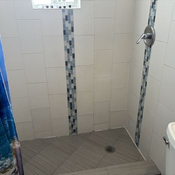 Snooze - The shower - Hotels Near Me - Fort Lauderdale, Florida Snooze - The shower - Hotels Near Me - Fort Lauderdale, Florida