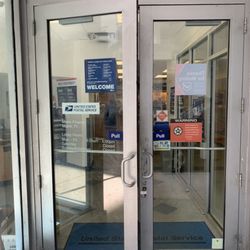 Usps - Entrance