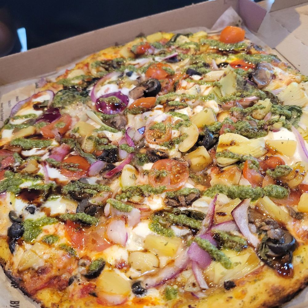 Blaze Pizza - Byo - Salad Near Me - Jacksonville, Florida