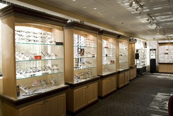 NECO CENTER FOR EYE CARE - COMMONWEALTH - Updated July 2025 - 16 Photos