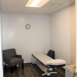 Focus Physical Therapy - SCV - Private treatment room