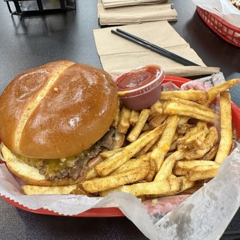 The Fry Guys - Smash Burger - Food Trucks Near Me - Houston, Texas