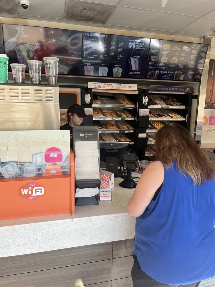 DUNKIN’ Updated June 2024 15 Photos & 25 Reviews 1325 Beach Blvd