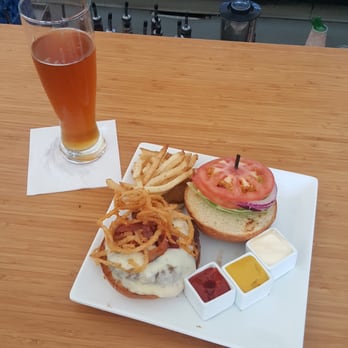 Square Burger - I ordered the smokey Jack burger and the tupps texas shade beer. - Burgers Near Me - McKinney, Texas Square Burger - I ordered the smokey Jack burger and the tupps texas shade beer. - Burgers Near Me - McKinney, Texas