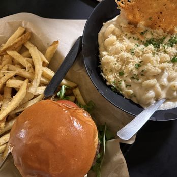 The Promiscuous Fork - Ana's Code Blue Burger, Mac & Cheese - Barbeque Near Me - La Jolla, California The Promiscuous Fork - Ana's Code Blue Burger, Mac & Cheese - Barbeque Near Me - La Jolla, California