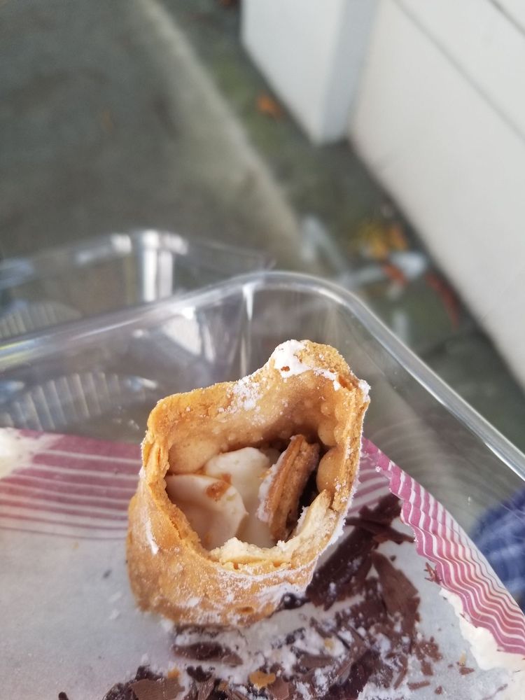 HALF MOON BAY BAKERY 276 Photos & 243 Reviews 514 Main St, Half Moon Bay, California