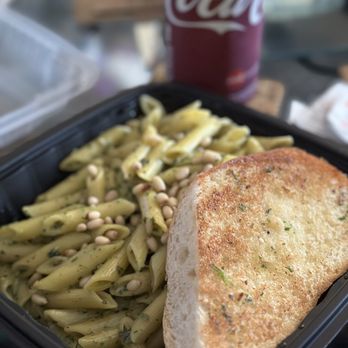 Bella Garden - Pesto Pasta #16 IG: @ammysalamii - Food Trucks Near Me Bella Garden - Pesto Pasta #16 IG: @ammysalamii - Food Trucks Near Me