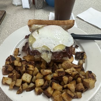 Jackie's Restaurant - Breakfast & Brunch Near Me - Bantam, Connecticut Jackie's Restaurant - Breakfast & Brunch Near Me - Bantam, Connecticut