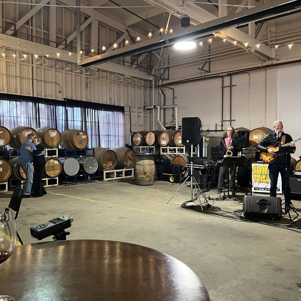 Riggers Loft - Slinky Thing, a Steely Dan Tribute band played here. - Wine Tasting Room Near Me - Richmond, California Riggers Loft - Slinky Thing, a Steely Dan Tribute band played here. - Wine Tasting Room Near Me - Richmond, California