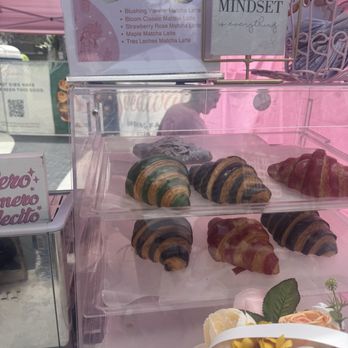 Blooming Kafe - Croissants - Food Trucks Near Me