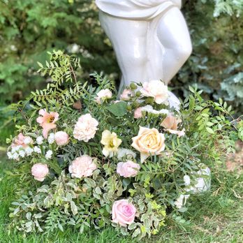 Samantha Bottelier - Bouquet for a wedding by samantha - Wedding Planning Near Me