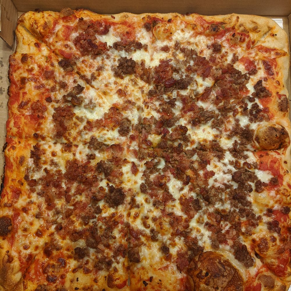1010 Pizza & Grill - Square bacon cheeseburger pizza - Pizza Near Me - Media, Pennsylvania