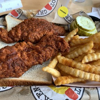 Dave's Hot Chicken - Medium #1 - Chicken Shop Near Me - Sunnyvale, California Dave's Hot Chicken - Medium #1 - Chicken Shop Near Me - Sunnyvale, California