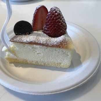 Paris Baguette - Souffle Cheesecake - Coffee & Tea Near Me - Mountain View, California