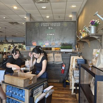 First Watch - Breakfast & Brunch Near Me - Fairfax, Virginia