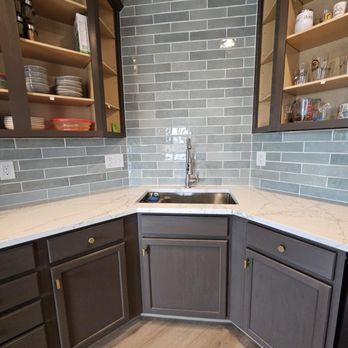 Umbrella Home Construction  - Backsplash installation. Beautiful! - Handyman Near Me