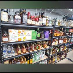 Liquor & Smoke Shop