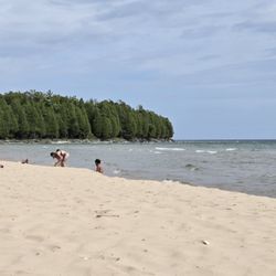 Whitefish Dunes State Park