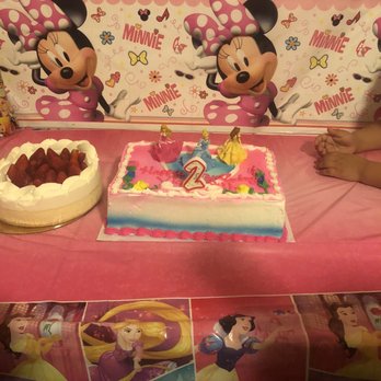 Baskin-Robbins - Cake - Desserts Near Me - Los Angeles, California Baskin-Robbins - Cake - Desserts Near Me - Los Angeles, California