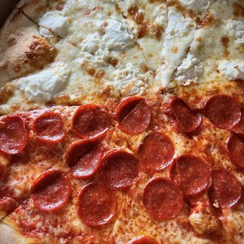Rocco's NY Pizzeria & Pasta - Half white & half pepp. - Pizza Near Me - Las Vegas, Nevada Rocco's NY Pizzeria & Pasta - Half white & half pepp. - Pizza Near Me - Las Vegas, Nevada