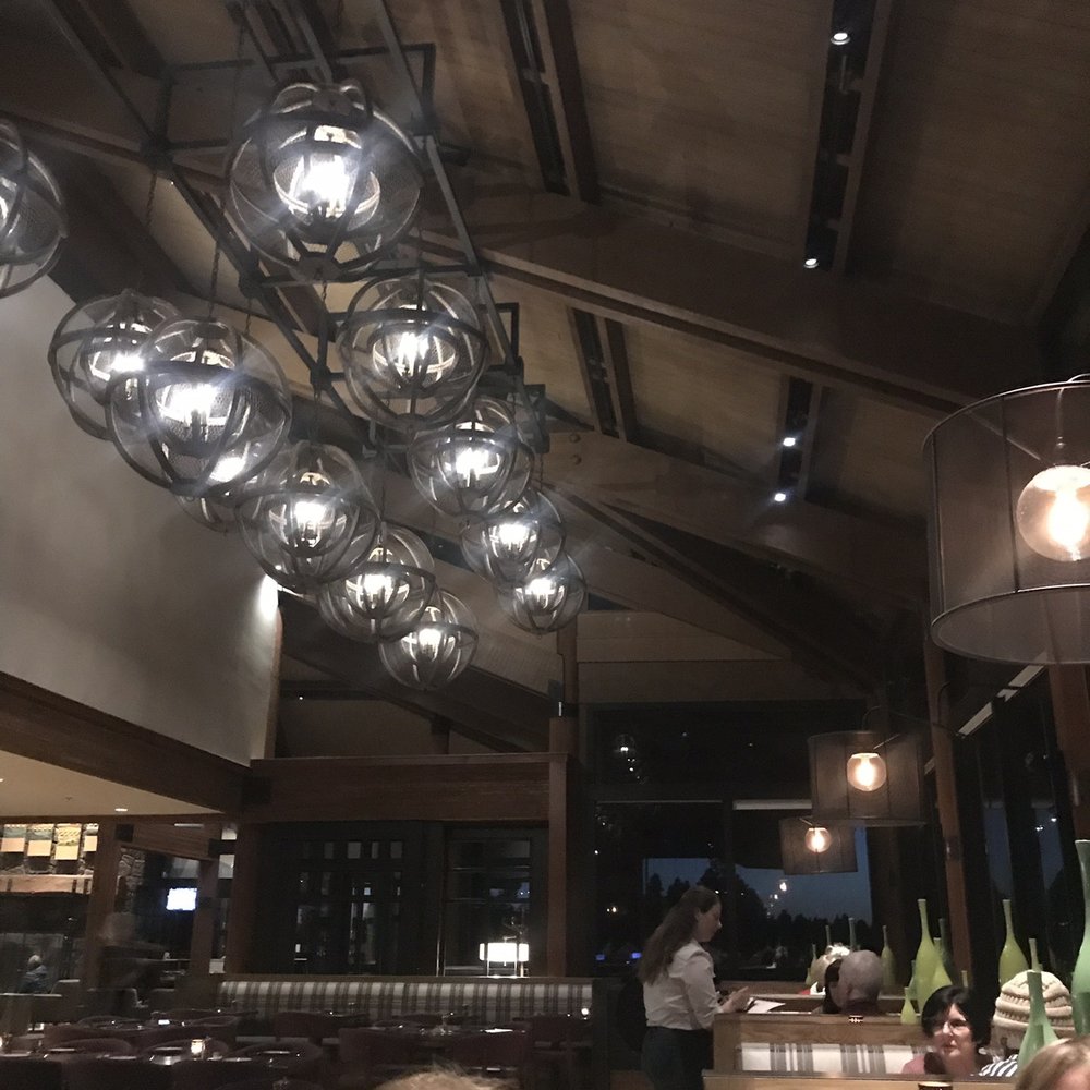 Lodge Kitchen - New American Near Me - Sunriver, Oregon Lodge Kitchen - New American Near Me - Sunriver, Oregon